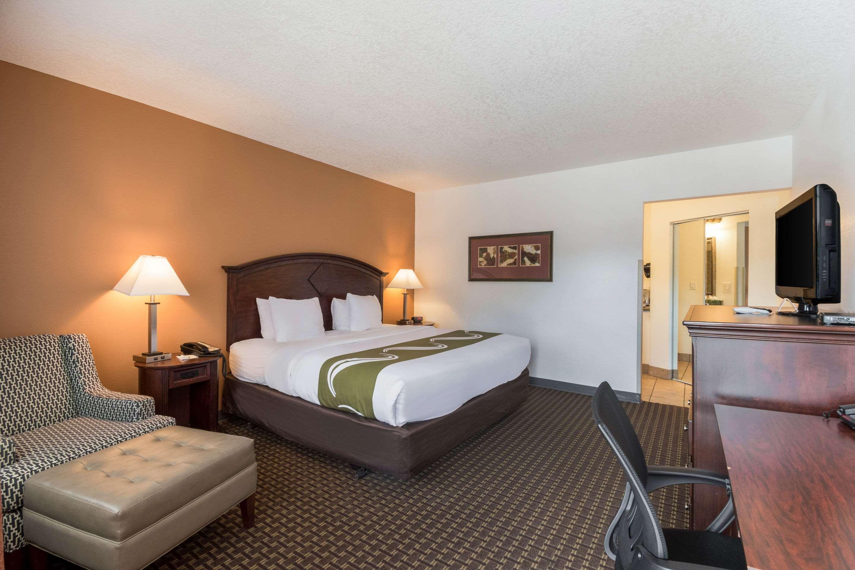 Quality Inn & Suites Airport Portland Ngoại thất bức ảnh