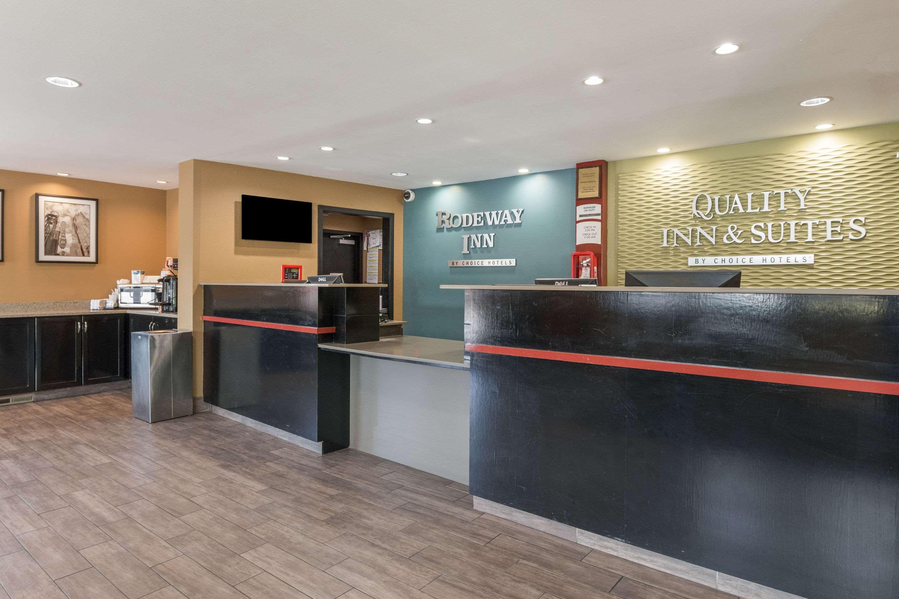 Quality Inn & Suites Airport Portland Ngoại thất bức ảnh