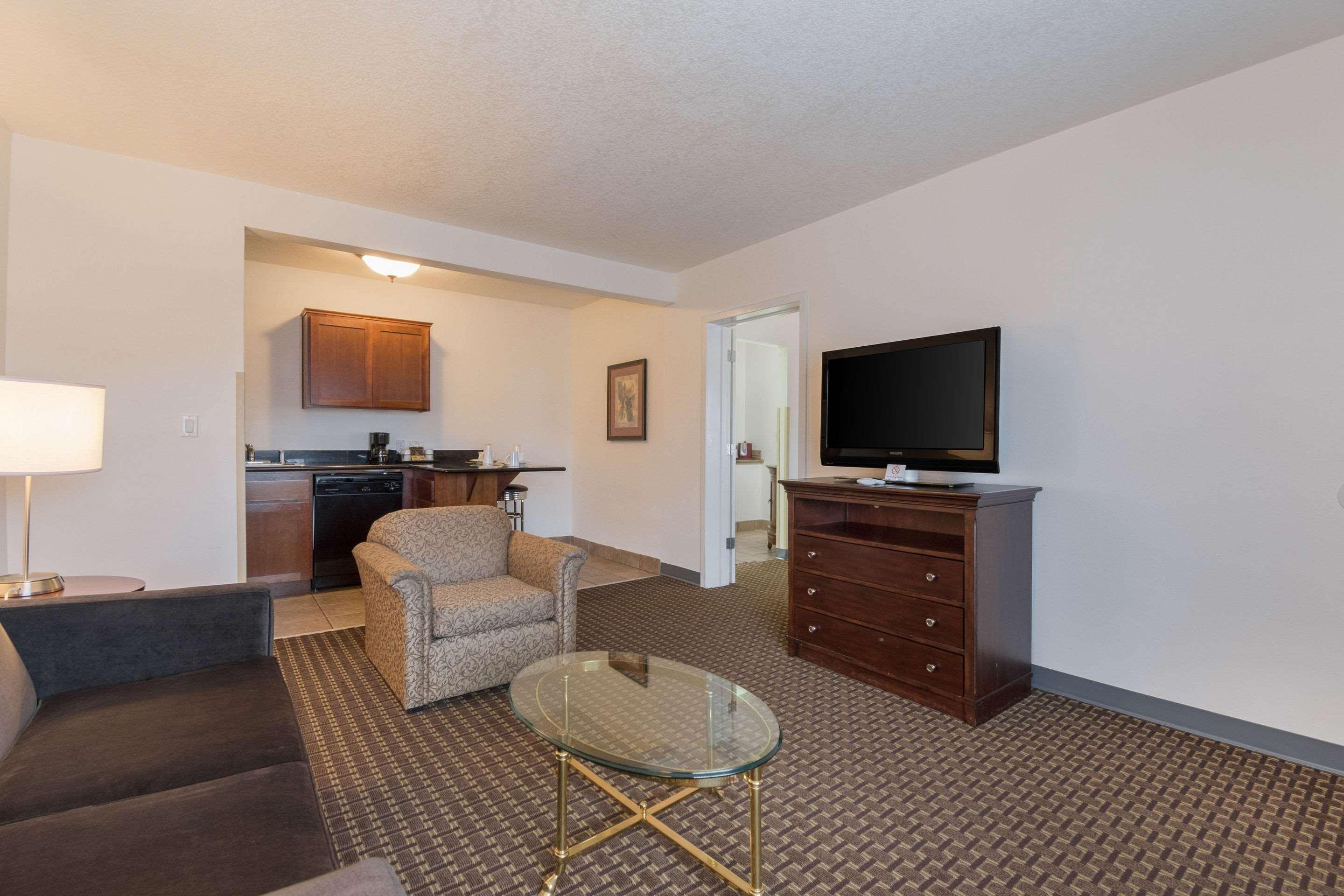 Quality Inn & Suites Airport Portland Ngoại thất bức ảnh