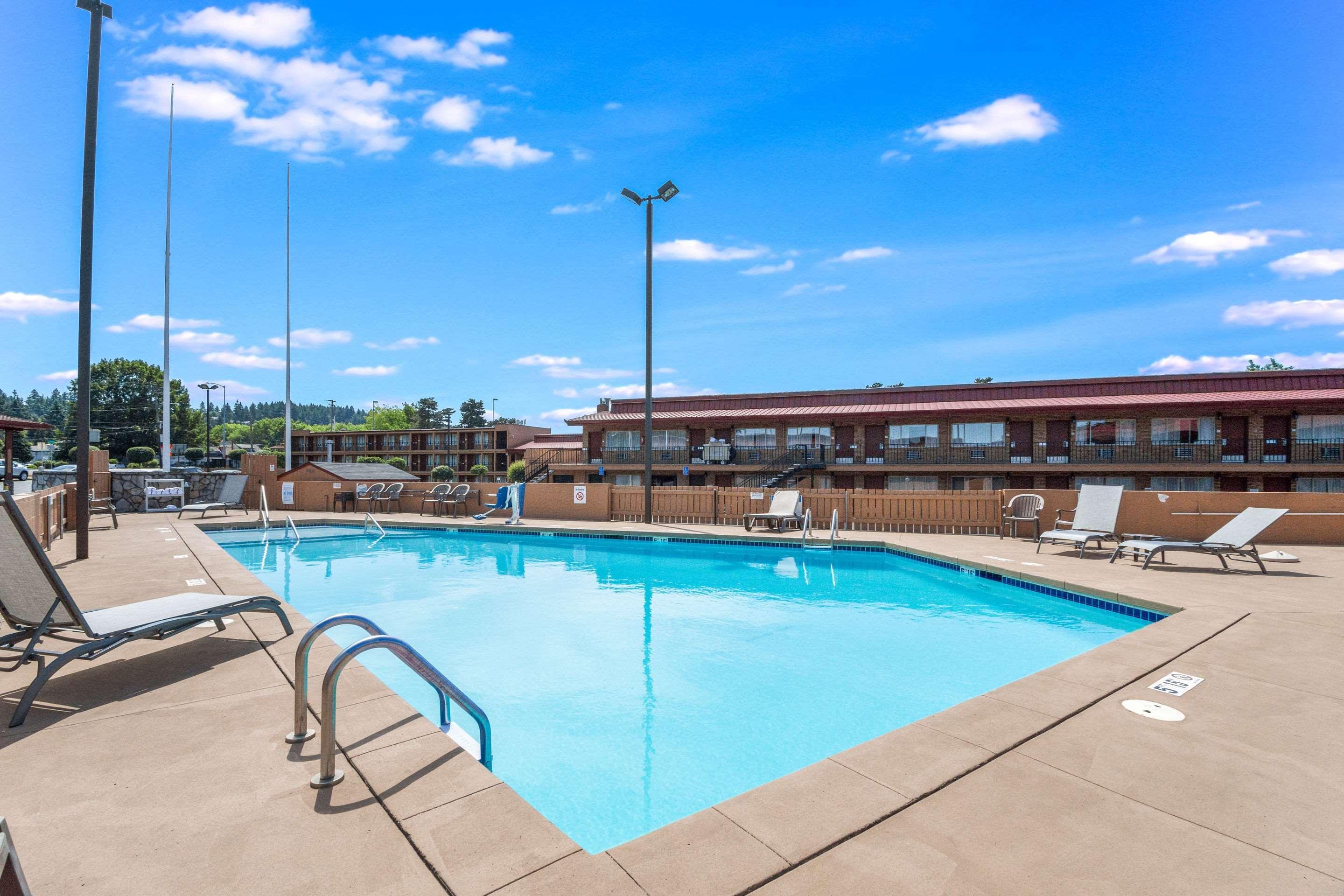 Quality Inn & Suites Airport Portland Ngoại thất bức ảnh