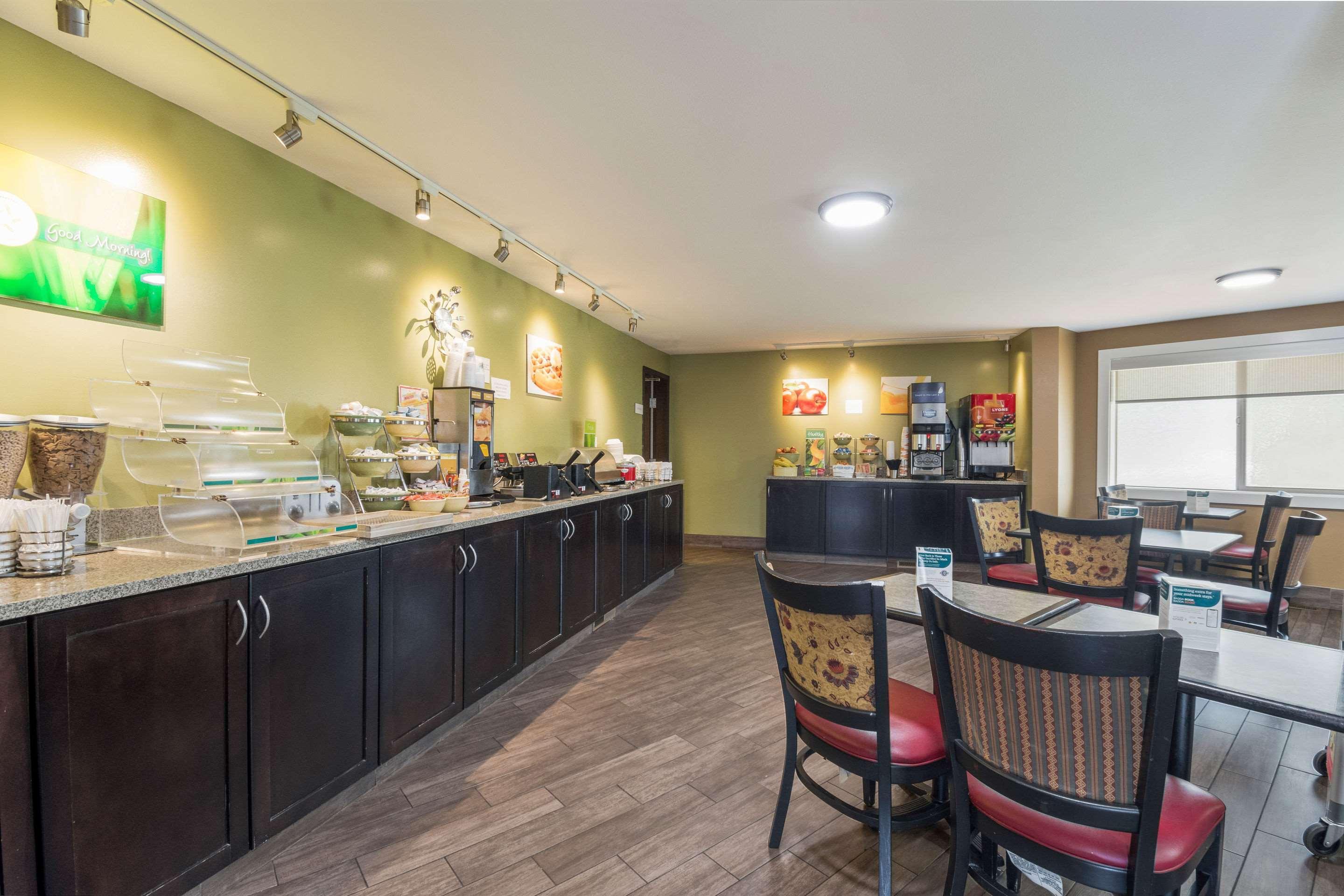Quality Inn & Suites Airport Portland Ngoại thất bức ảnh